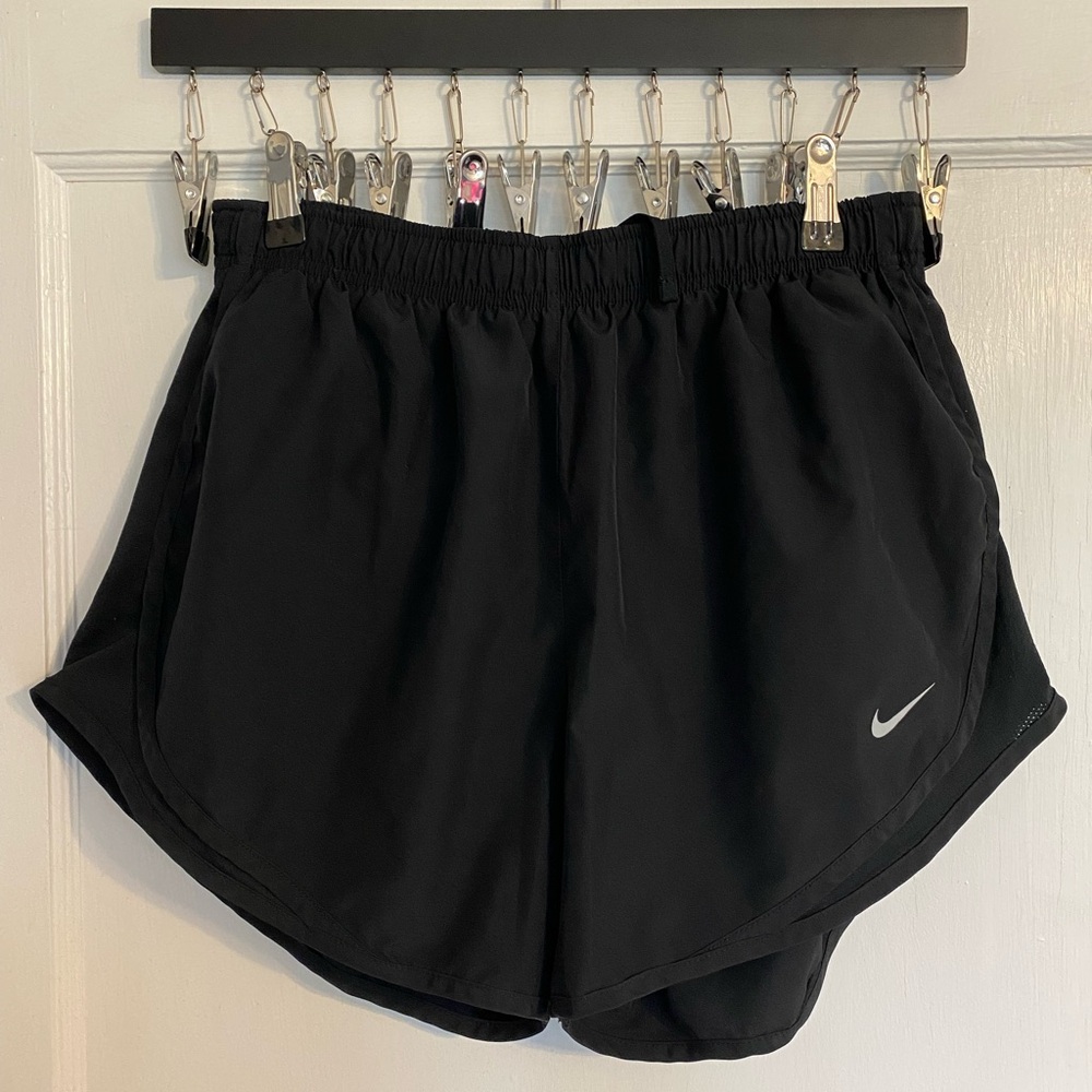 Women’s Black Nike Tempo Running Shorts - Large